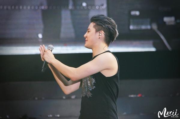 140925 JYJ The Return of The King Concert Live In Thailand - 11 [Xia_Marii]