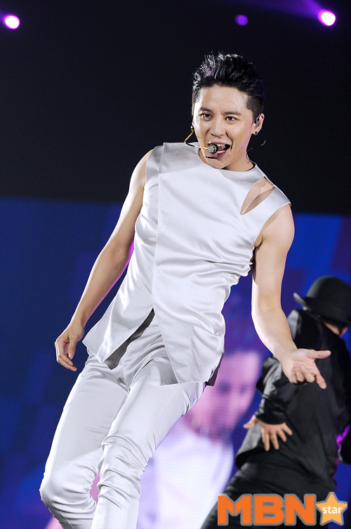 140925 JYJ The Return of The King Concert Live In Thailand - 19 [MBN]