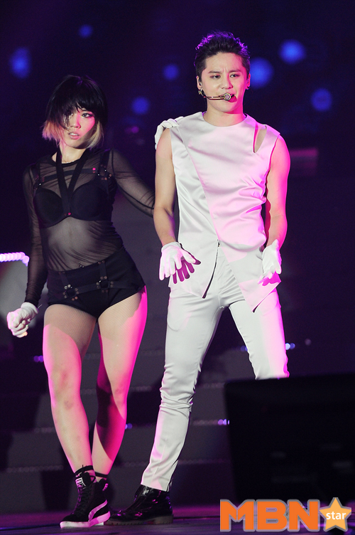 140925 JYJ The Return of The King Concert Live In Thailand - 22 [MBN]