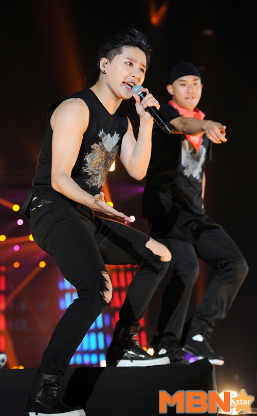 140925 JYJ The Return of The King Concert Live In Thailand - 28 [MBN]